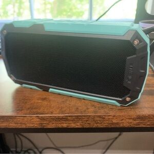 Portable Bluetooth Speaker - Teal and Black